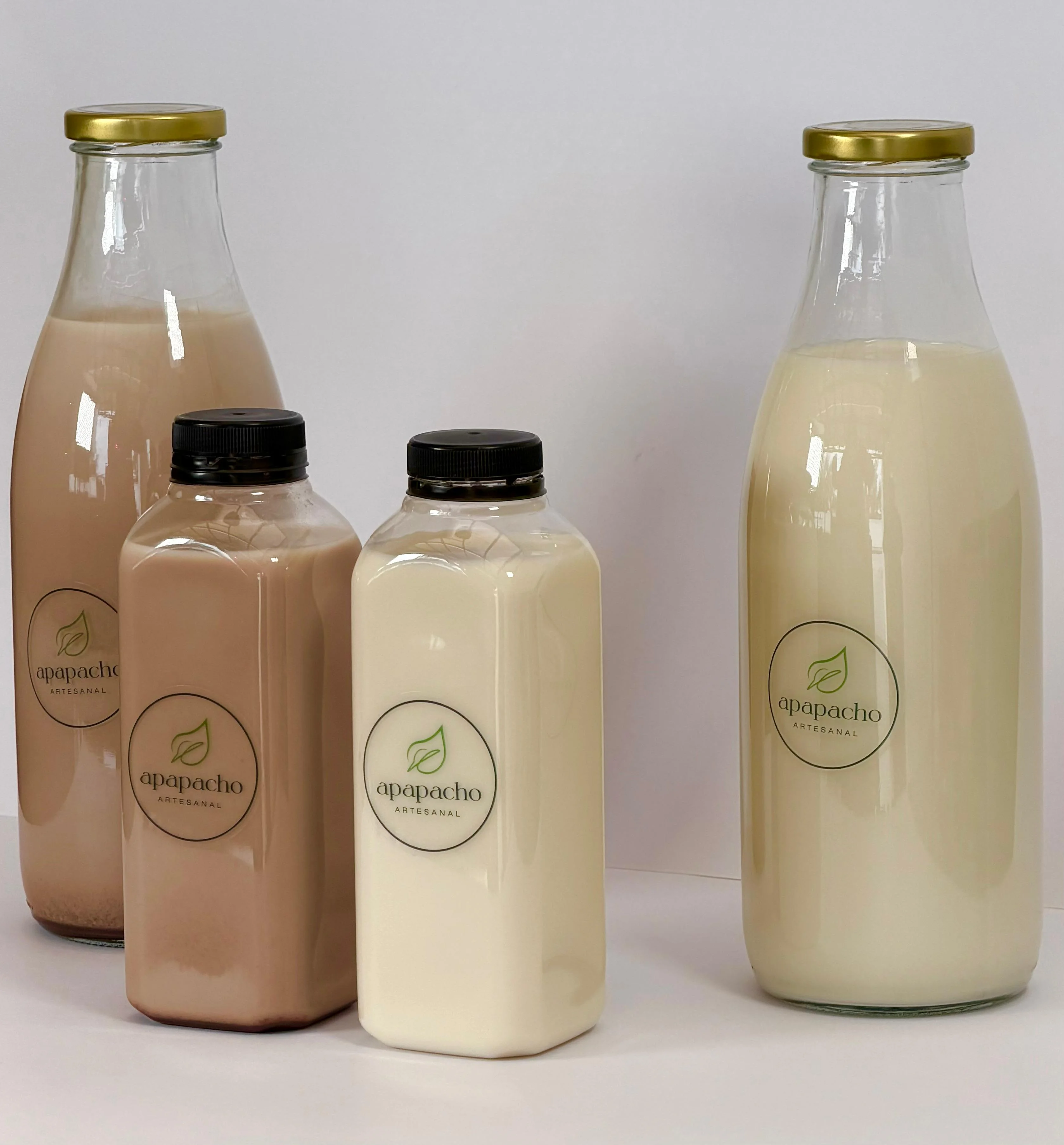 Tres botellas de Leche Artesanal Apapacho - Caldo, Moka y Natural